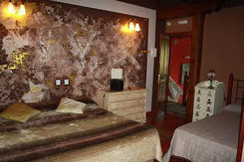 Posada De Ongayo Pensión 4*